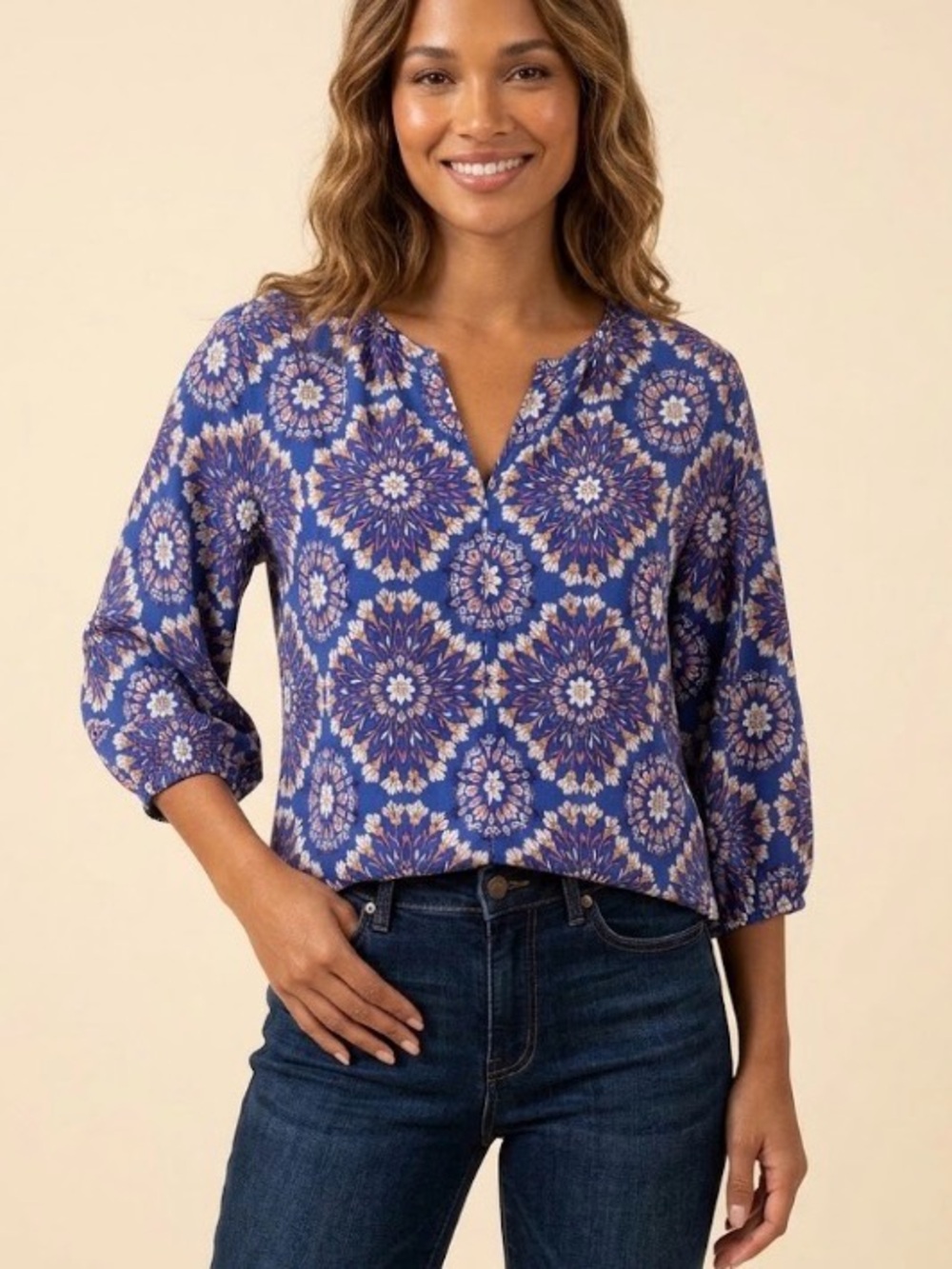 Stylus blouse size medium blue with a medallion pattern